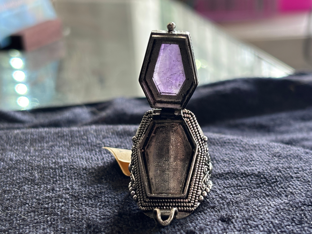 Amethyst Coffin Box Extra Large Ring Size 10 - Alloy - LR75