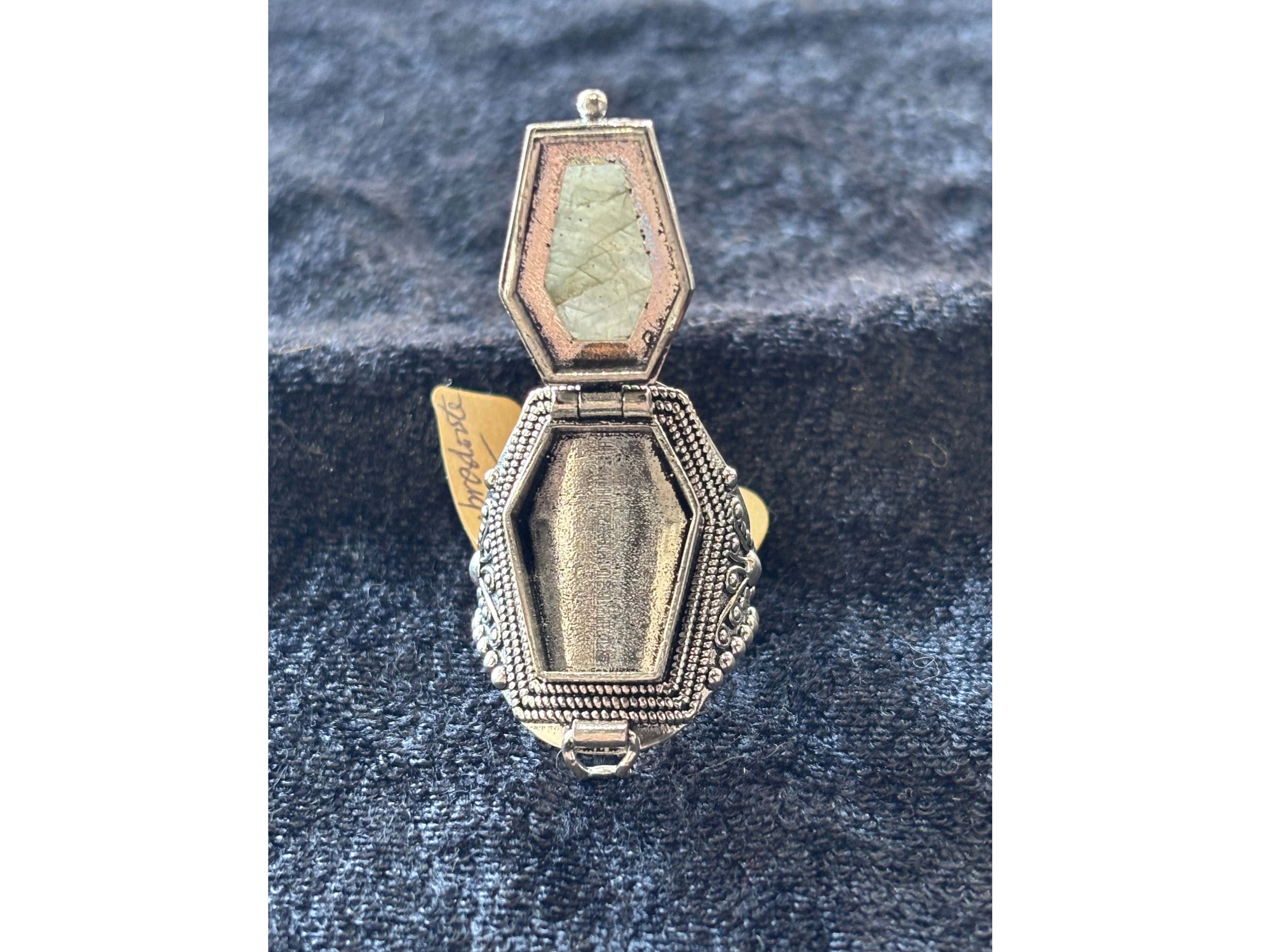 Labradorite Coffin Box Extra Large Ring Size 12 - Alloy - LR78