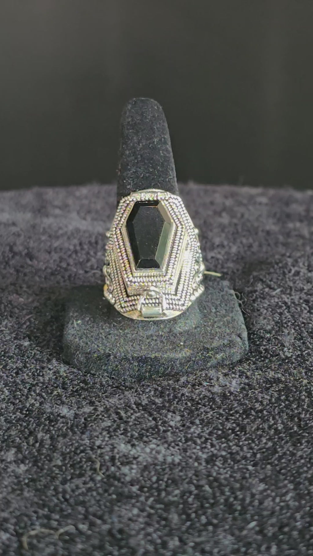 Obsidian Coffin Box Extra Large Ring Size 9 - Alloy - LR76