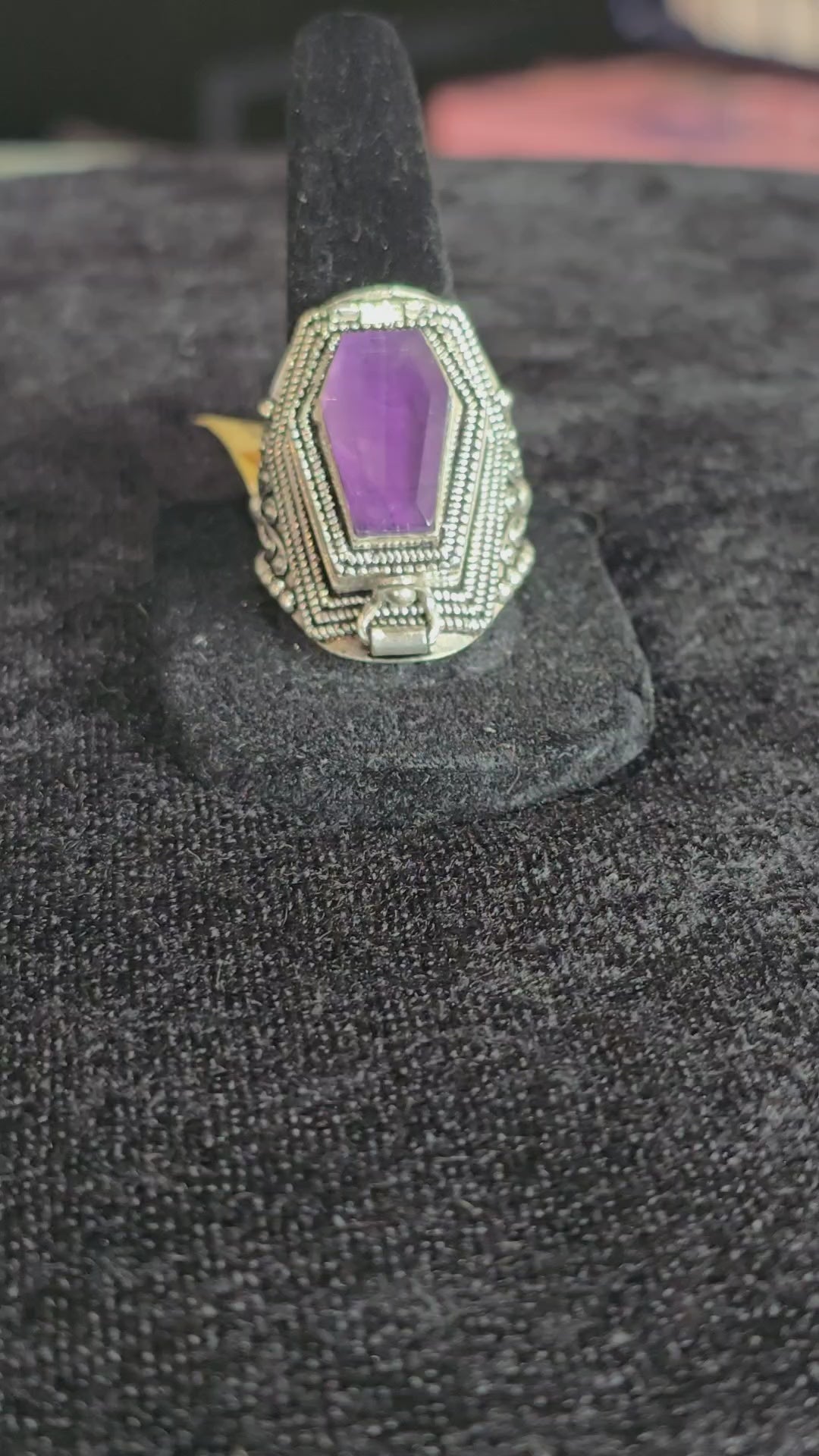 Amethyst Coffin Box Extra Large Ring Size 10 - Alloy - LR75